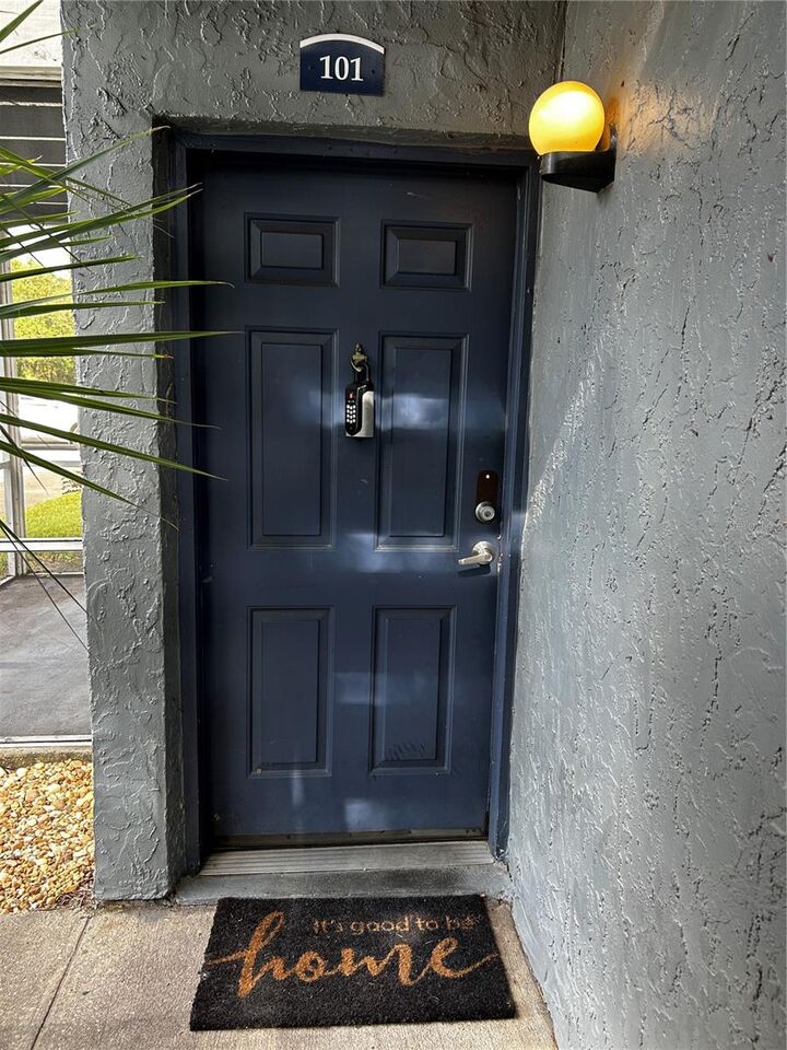 Property Photo: 3854 Galley Court 101 FL 34741
