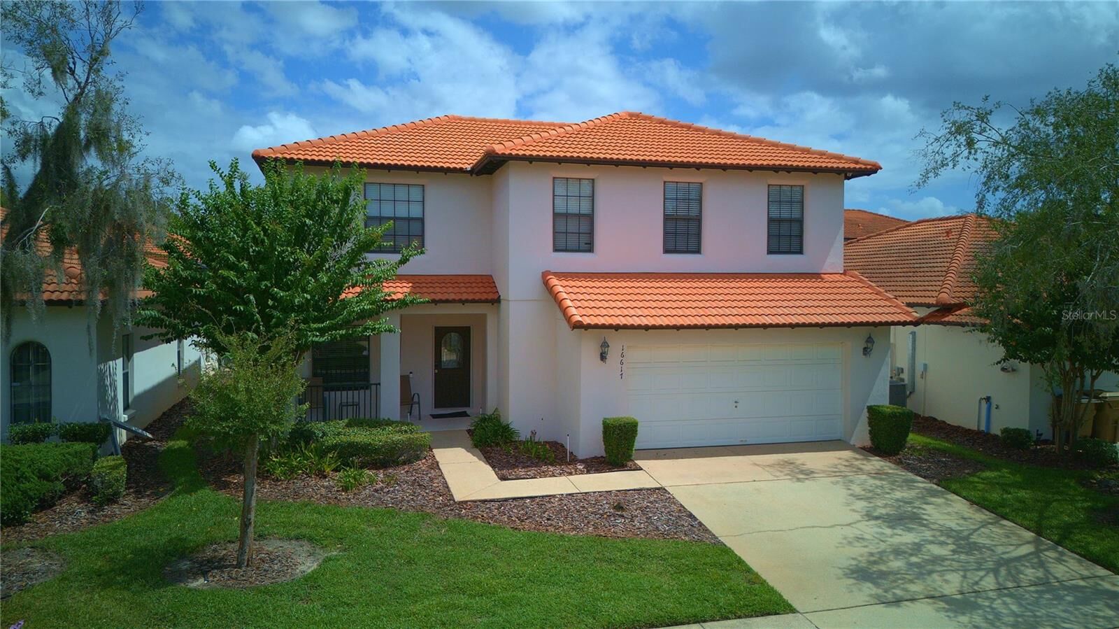 Property Photo: 16617 Caribbean Breeze Way FL 34714