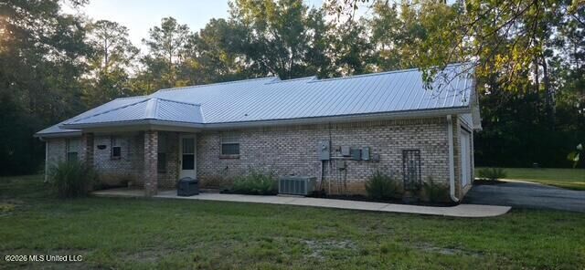 Property Photo:  1101 Summerlin Bayou Road  MS 39565 