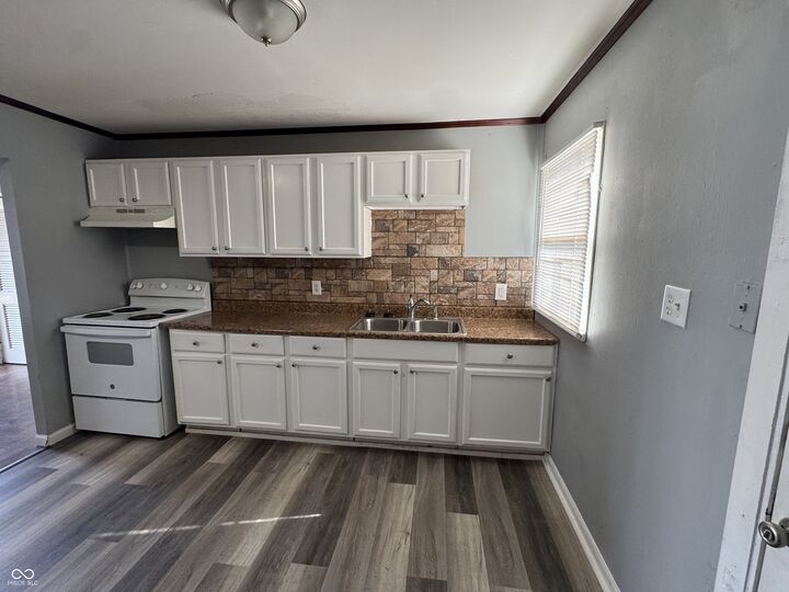 Property Photo:  4715 E 33rd Street  IN 46218 