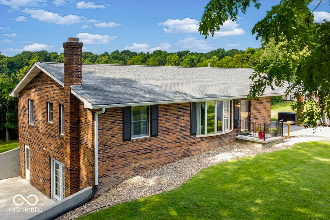 Property Photo: 1170 W Base Road IN 47265