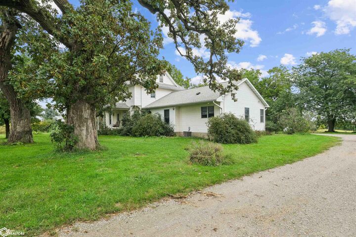Property Photo: 4351 32nd Street IA 50112