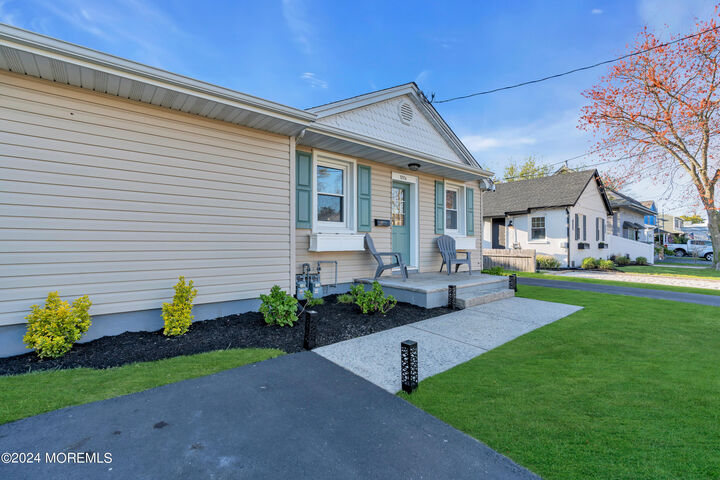 Property Photo:  1217 Lister Street  NJ 08742 