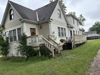Property Photo:  436 W Main Street  IL 60010 