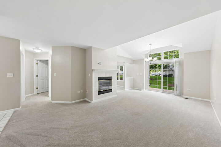 Property Photo: 1922 Heron Avenue B IL 60193