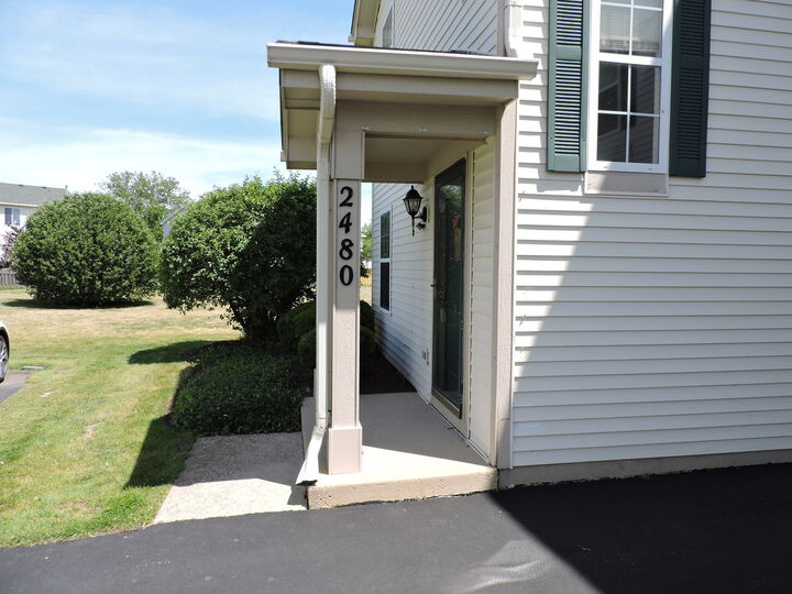 Property Photo:  2480 Frost Drive  IL 60503 