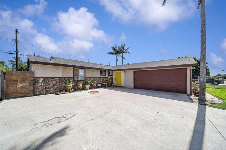 Property Photo: 656 Sandy Hook CA 91744