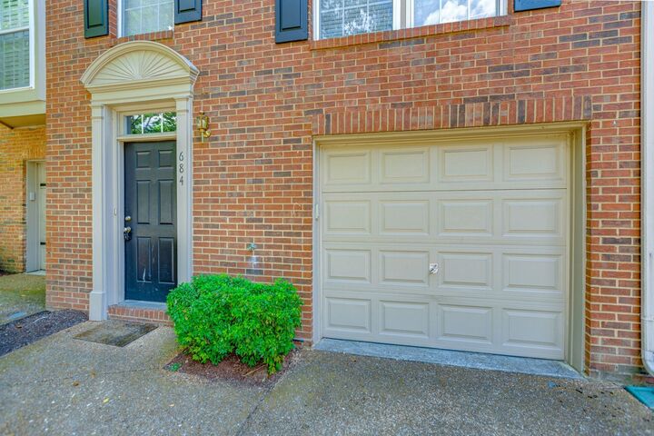 Property Photo:  684 Huffine Manor Cir  TN 37067 