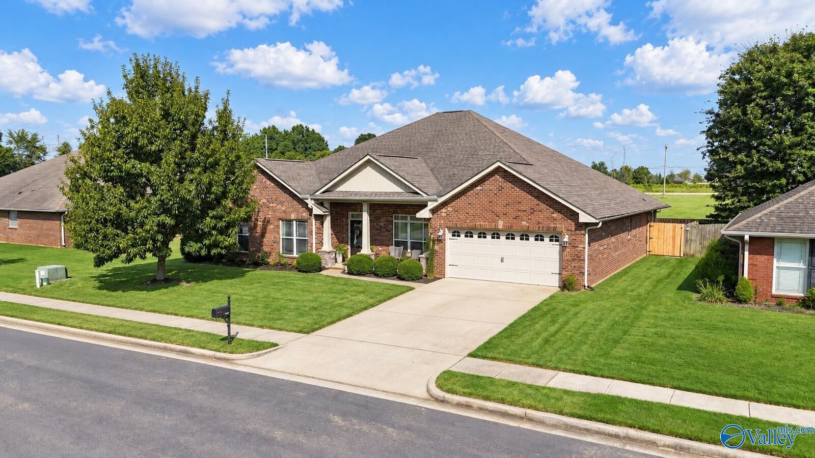 Property Photo:  13606 Rising Run Circle  AL 35613 