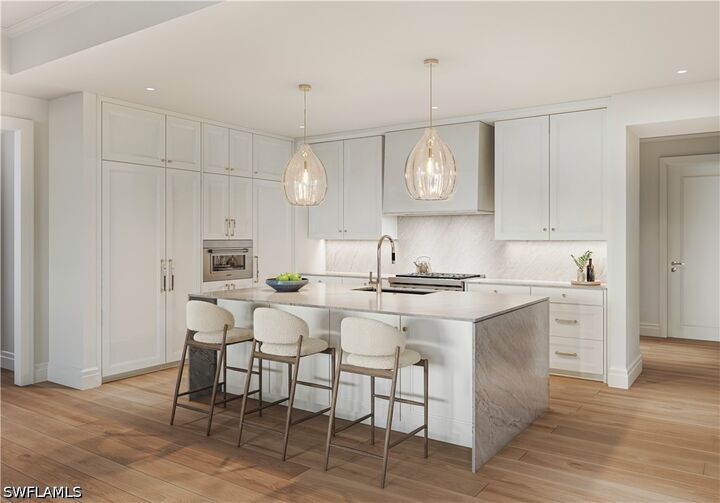 Property Photo: 2020 Gulf Shore Boulevard N Unit E204 FL 34102