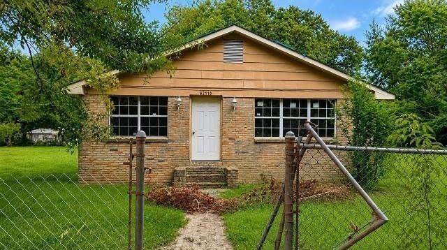 Property Photo:  62110 N 9th Street  LA 70460 