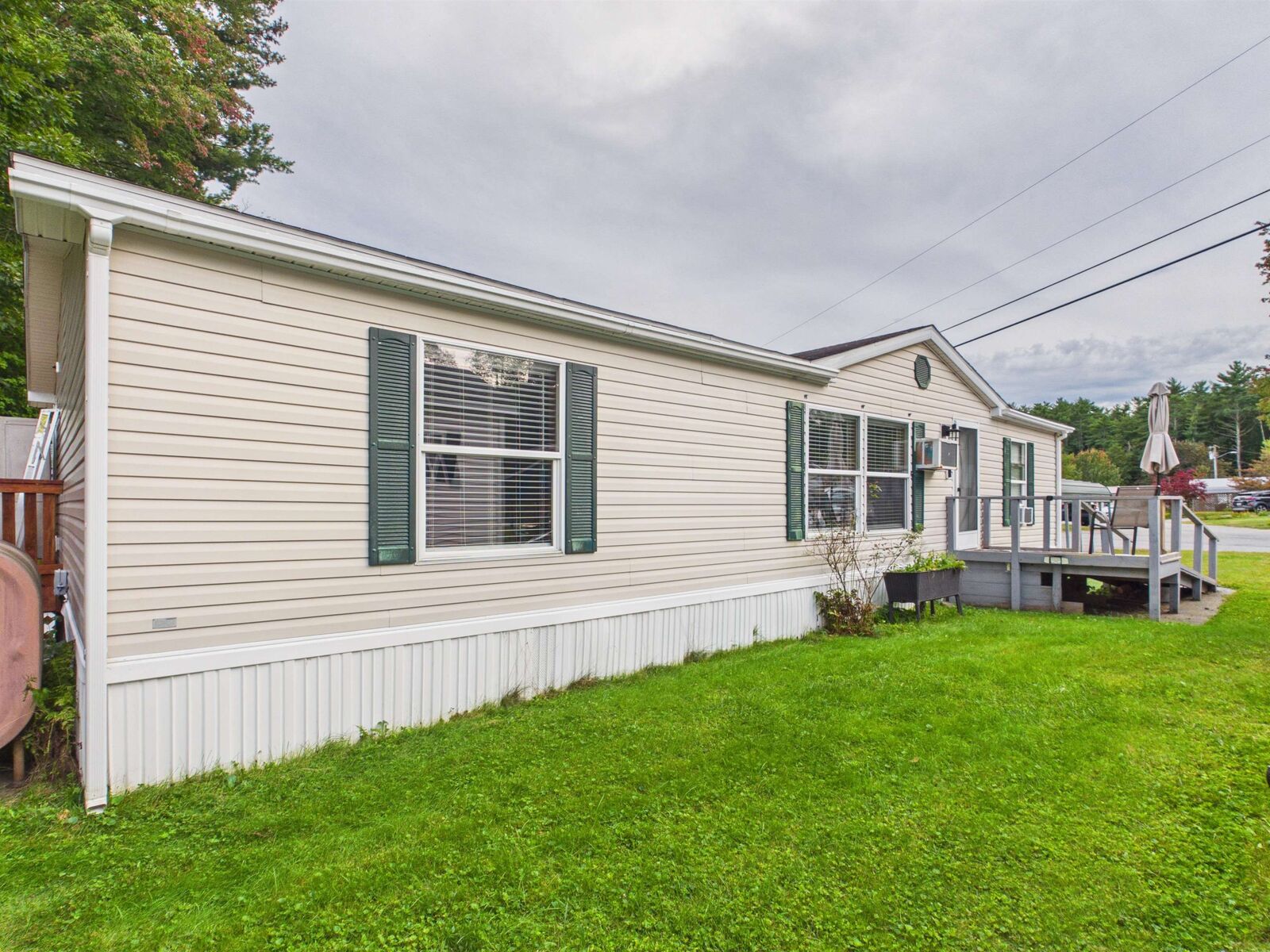 Property Photo: 44 Sparrow Street NH 03431