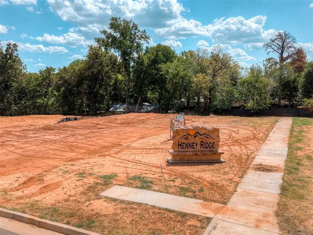 Property Photo:  2909 Garrett Street  OK 73020 