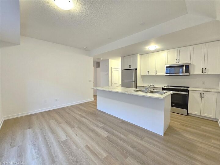 Property Photo:  70 Kenesky Drive 11  ON L8B 1Y4 