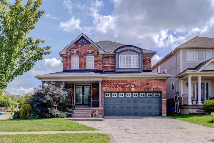 Property Photo:  15 Davidson Court  ON N3S 0C6 