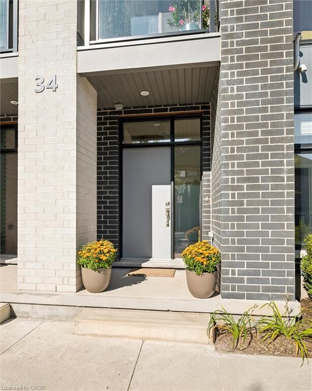 Property Photo:  271 Grey Silo Road 34  ON N2K 0E9 