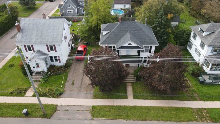 Property Photo:  364 Beaver Street  PE C1N 2A4 