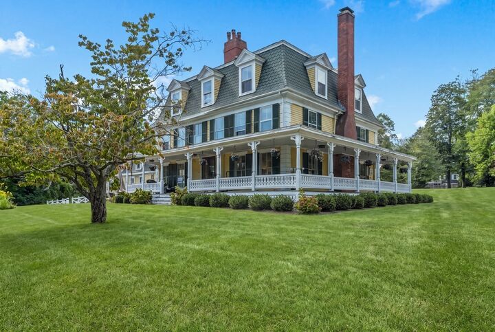 Property Photo:  166 Norwell  MA 02061 