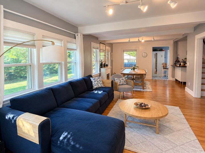 Property Photo:  429-431 Parker St 431  MA 02459 