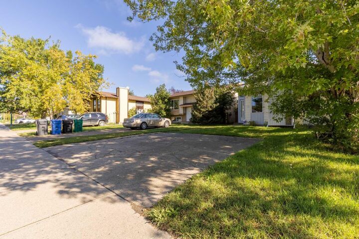 Property Photo:  119 Red Crow Boulevard W  AB T1K 5N2 