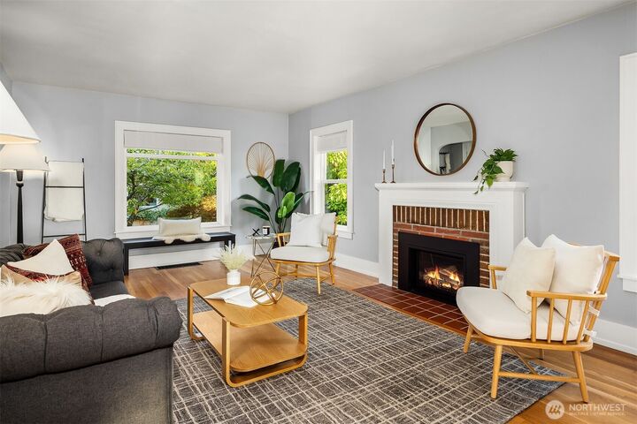 Property Photo:  7209  2nd Avenue NW  WA 98117 