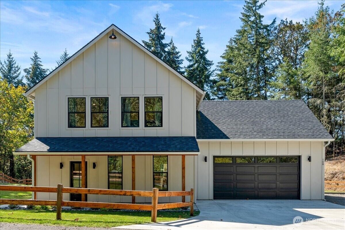 Property Photo:  108  David Dean Drive  WA 98625 