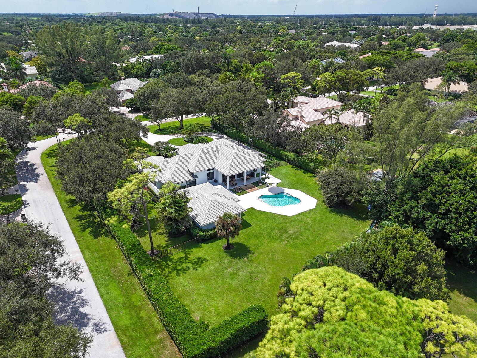 Property Photo: 5664 High Flyer Road S FL 33418