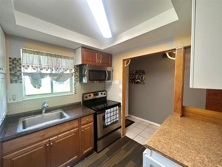 Property Photo:  6100 Forest Hill Boulevard 101  FL 33415 