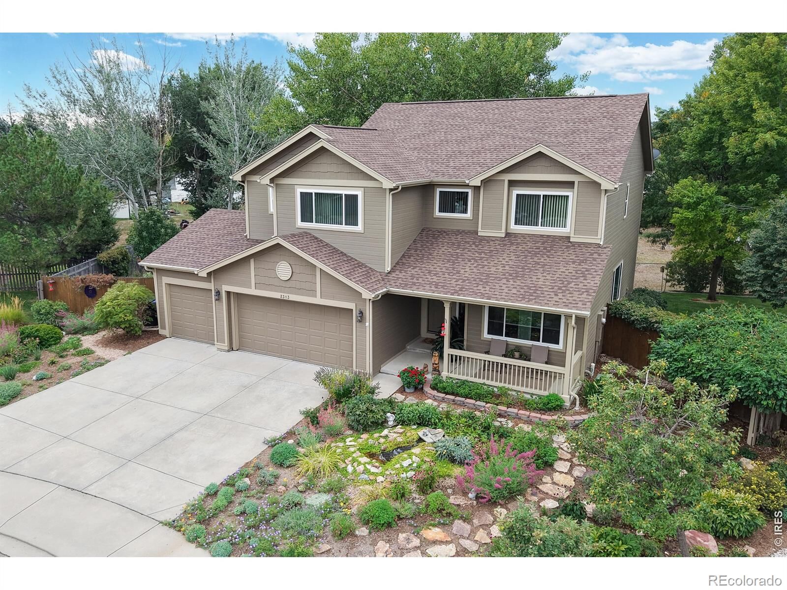 Property Photo:  2313 Village Lane  CO 80503 