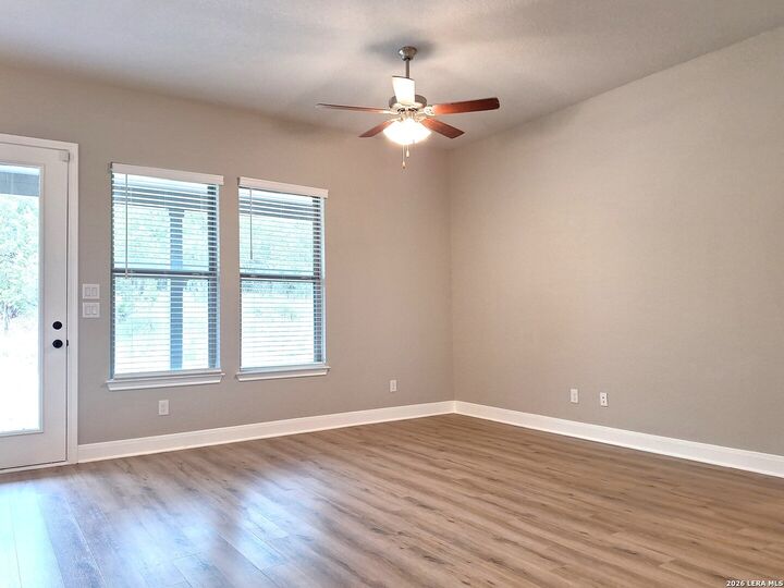 Property Photo:  1435 Cottonwood Rd  TX 78623 