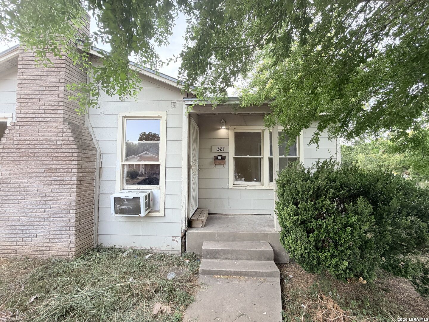 Property Photo:  321 Mary  TX 78214 