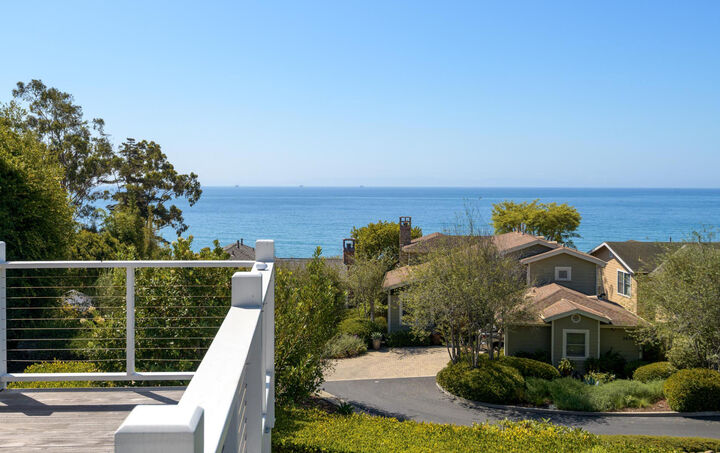 Property Photo: 2643 Freesia Drive CA 93067