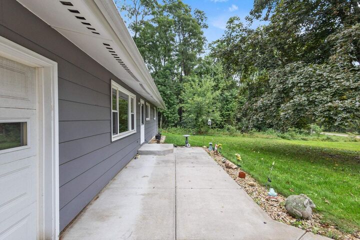 Property Photo:  W10286 County Road O  WI 53901 