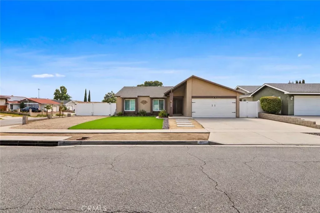 Property Photo:  1305 Turquoise  CA 92882 