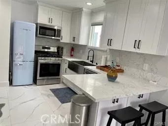 Property Photo:  1349 N Formosa Avenue A  CA 90046 