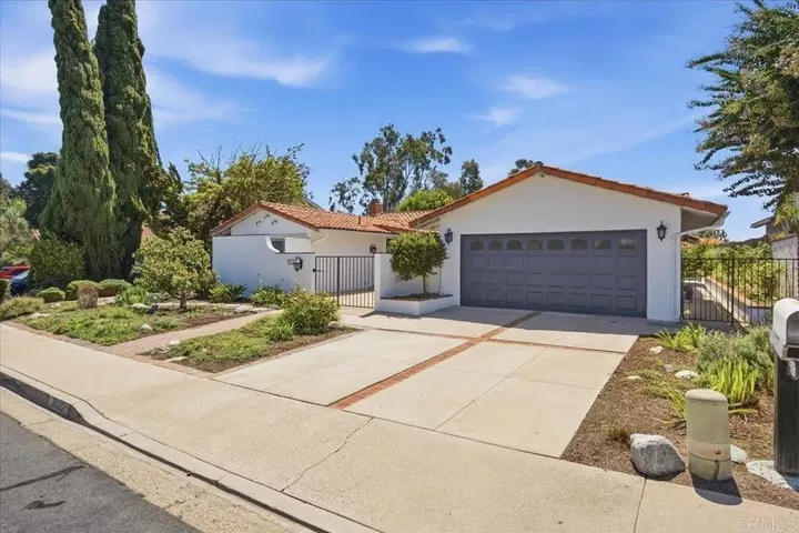 Property Photo:  26212 Tierra Circle  CA 92691 
