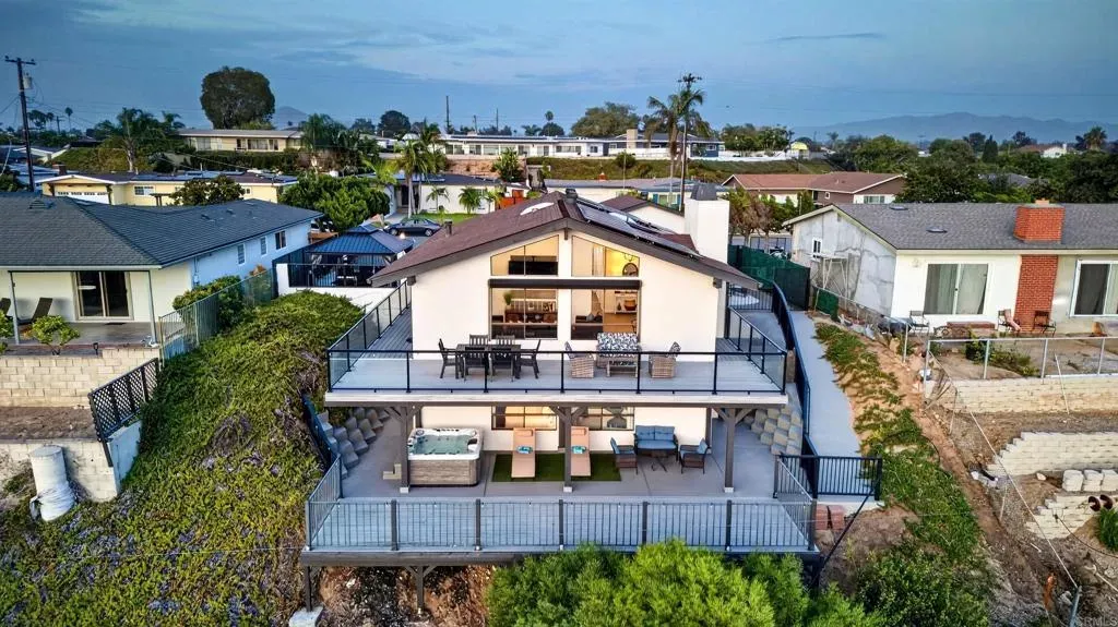 Property Photo:  752 Monserate Avenue  CA 91910 