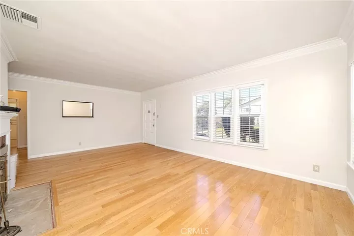 Property Photo: 1554 Raymond Avenue CA 91201