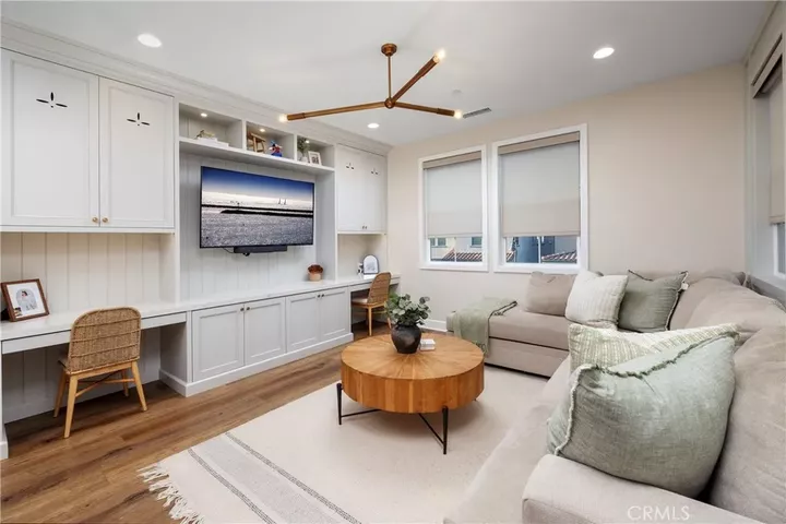 Property Photo:  1249 E Providence Loop  CA 92870 
