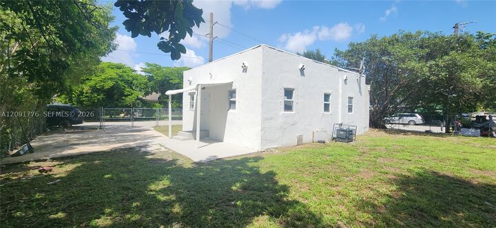 Property Photo:  944 NW 81st St A  FL 33150 