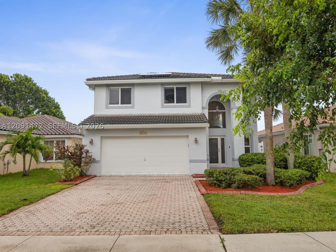 Property Photo: 20833 NW 14th Ct FL 33029