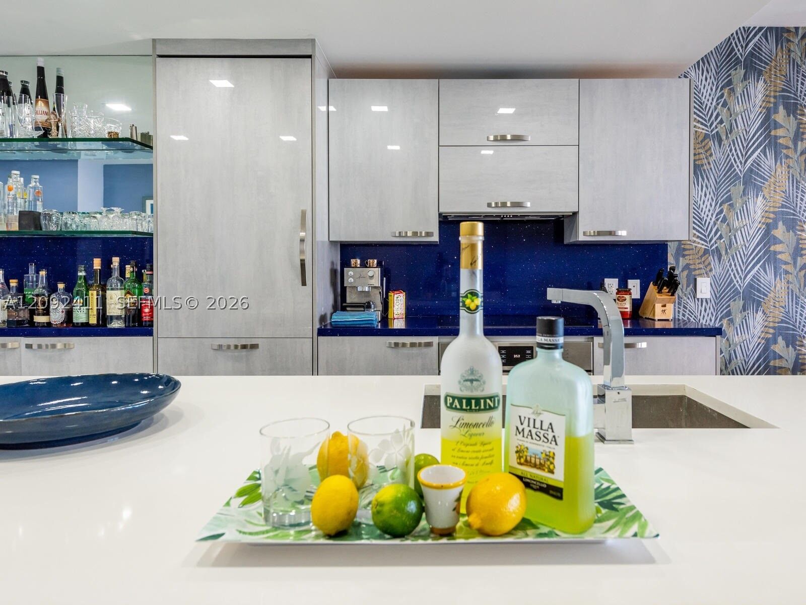 Property Photo:  650 NE 32 3302  FL 33137 