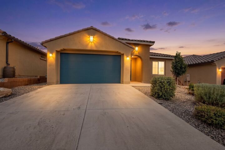 Property Photo: 25 Mountaingem Loop NM 87508