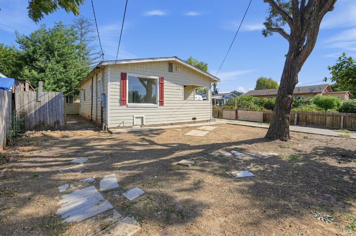 Property Photo: 4 Woodrow Avenue CA 94590