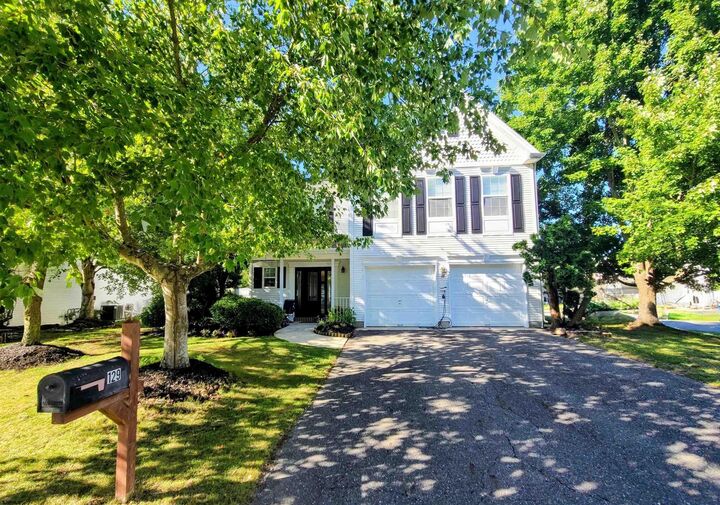 Property Photo: 129 E Mourning Dove Way NJ 08205