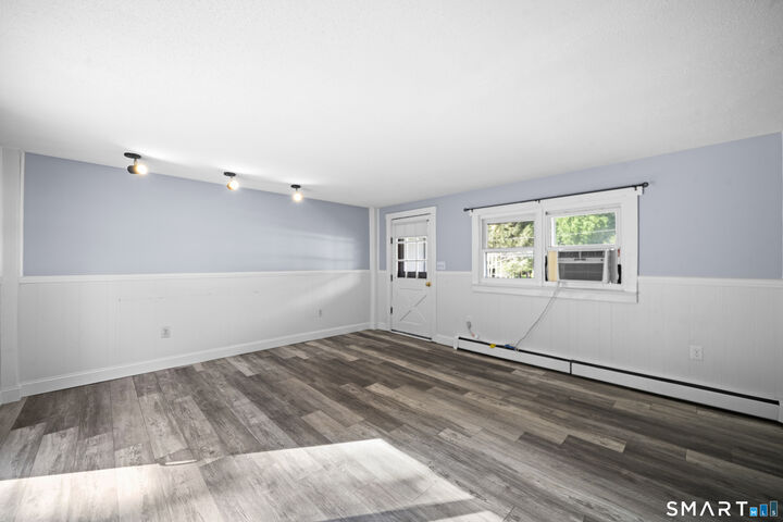 Property Photo:  5 Belinda Lane  CT 06082 