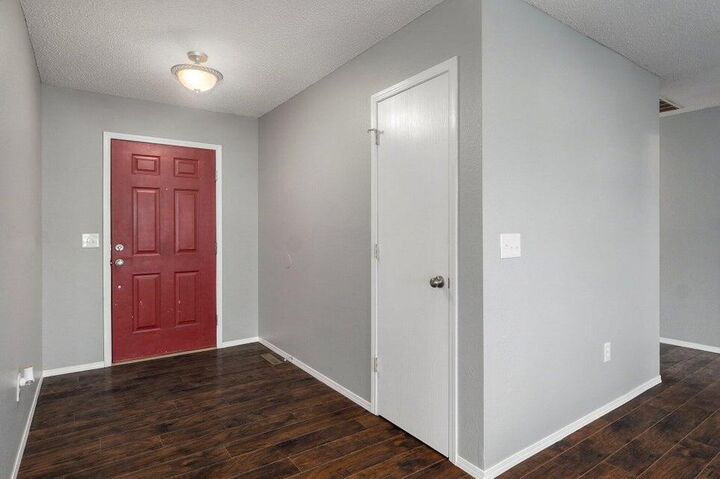 Property Photo:  5533 S Walnut Hill Avenue  MO 65810 