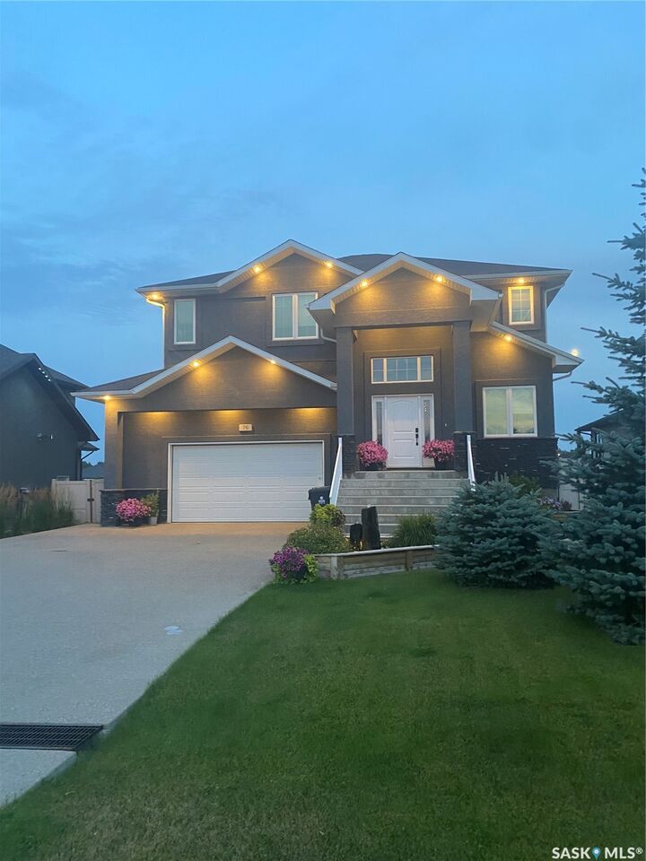 Property Photo:  76 Emerald Ridge E  SK S4L 0B4 