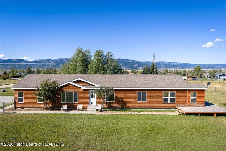 Property Photo: 700 Elk Thistle Drive ID 83455