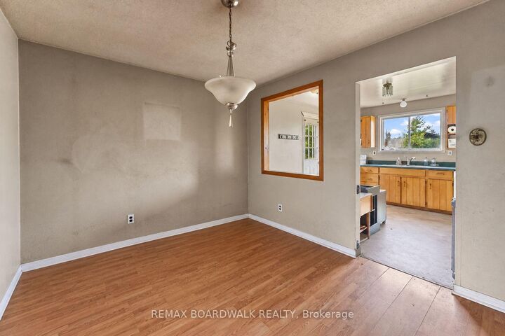 Property Photo:  365 Scotch Line Road W  ON K0G 1N0 